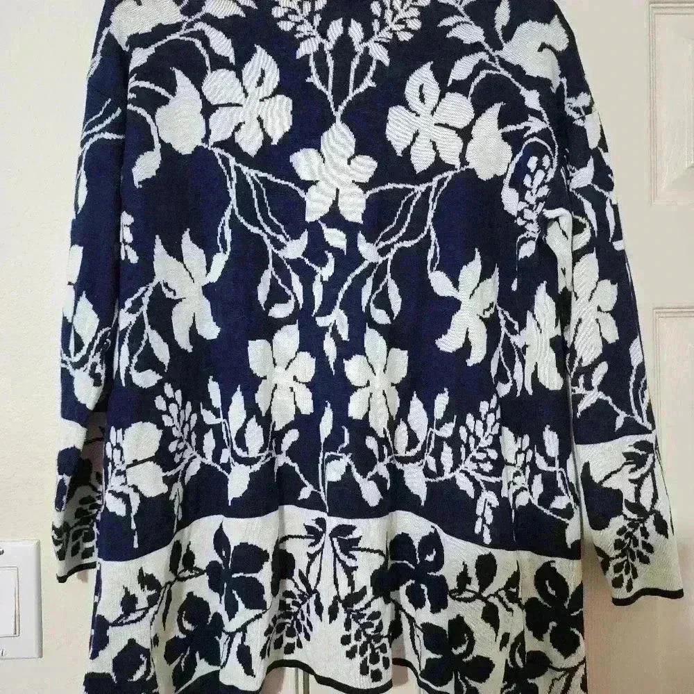 Lauren Michelle cardigan size S - Picture 3 of 4